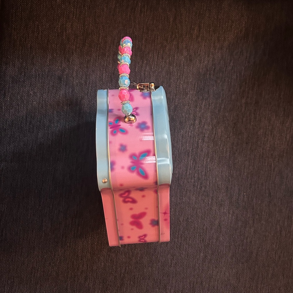 Kids Cupcake Handbag with Beaded Handle - Picture 3 of 4